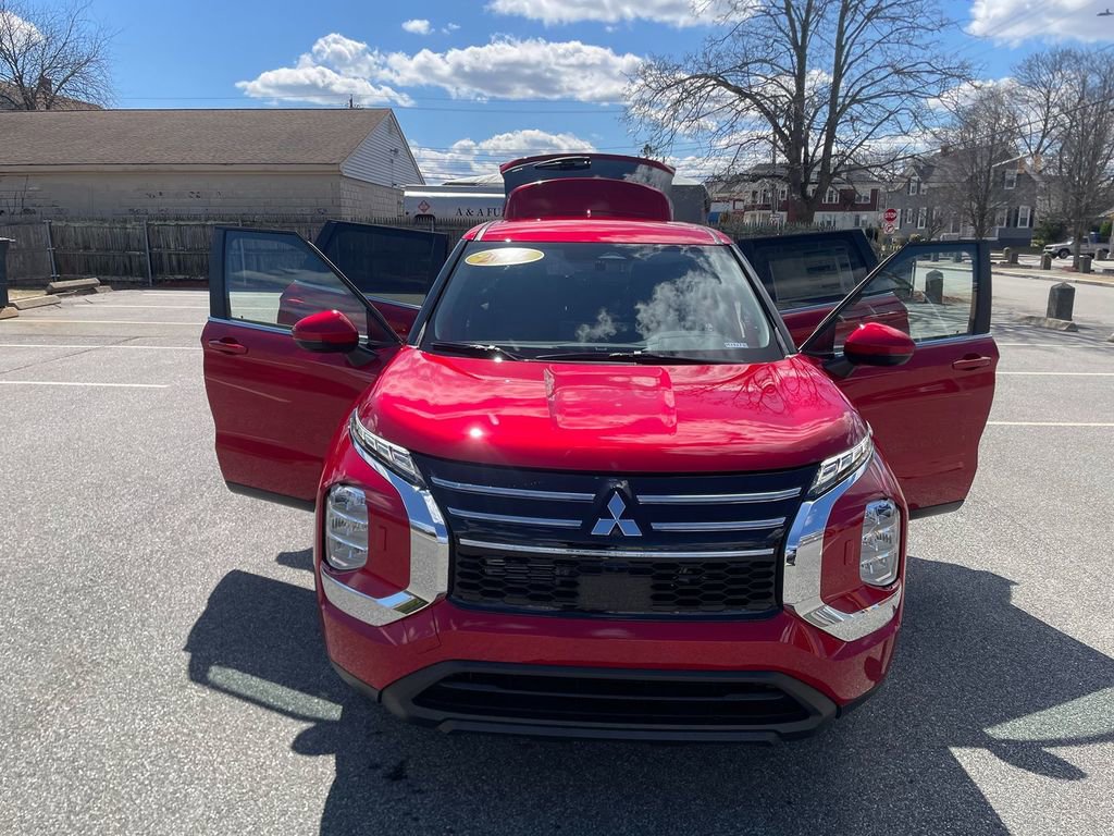 New 2026 Mitsubishi Outlander ES image 27