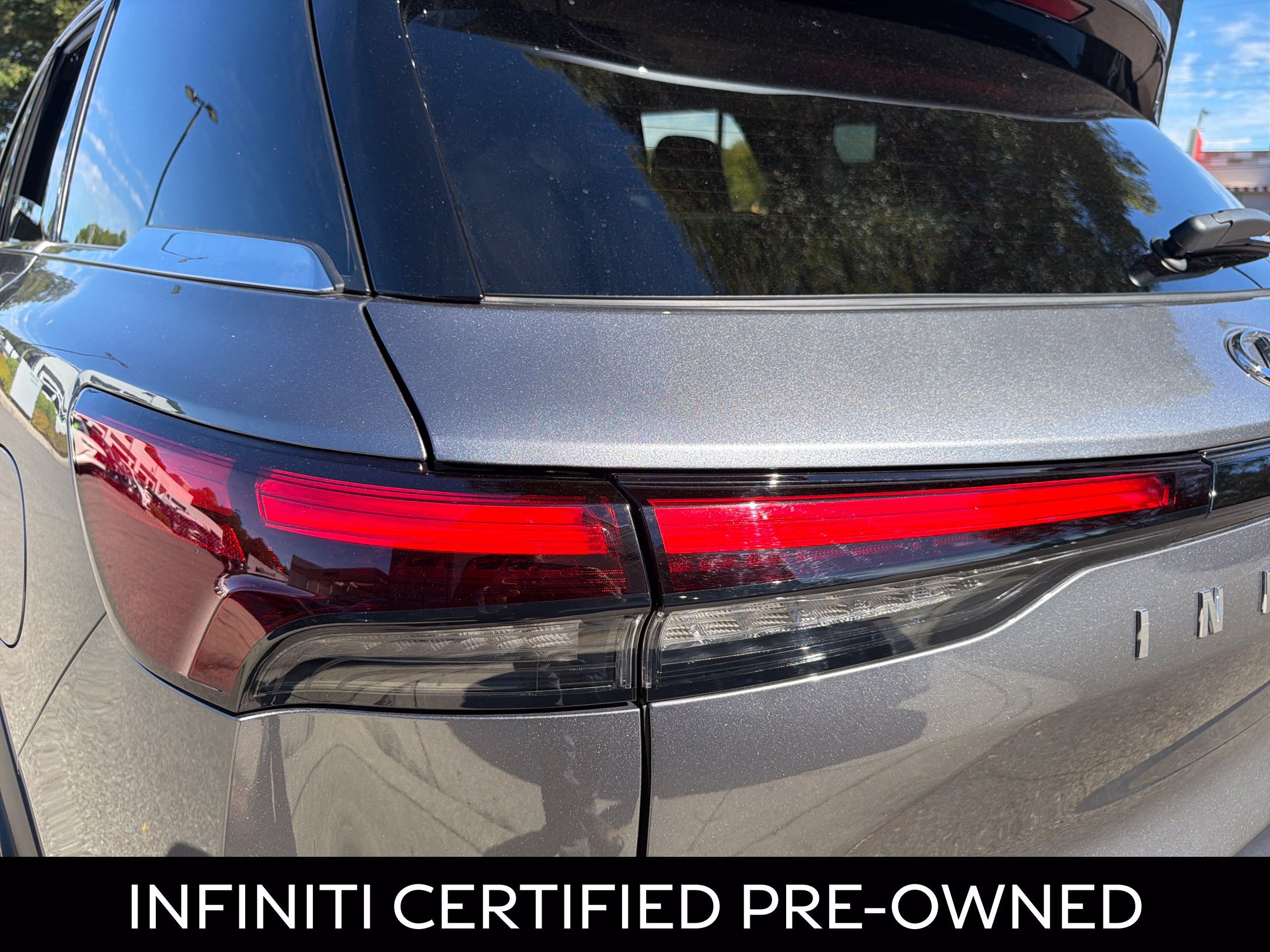 Certified 2025 INFINITI QX60 Luxe w/ Vision Package AWD/4WD image 32