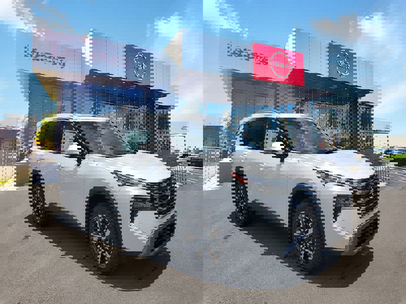 New 2025 Nissan Rogue SL w/ SL Premium Package image 3