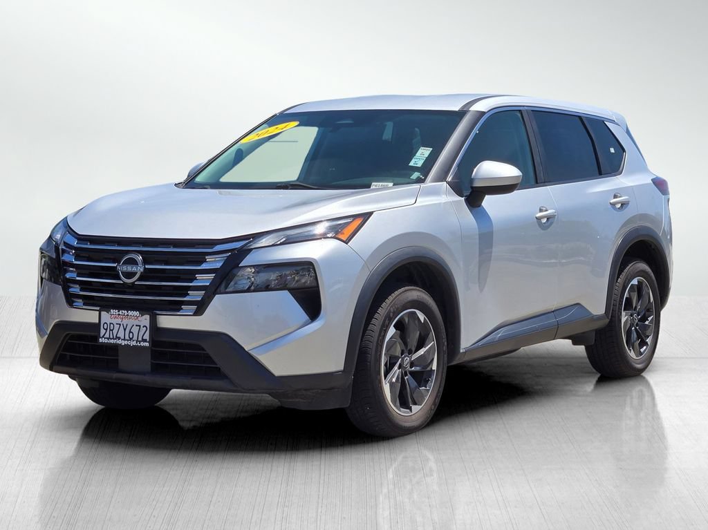 Used 2024 Nissan Rogue SV FWD image 8