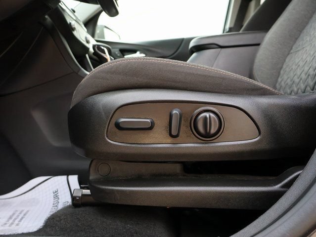 Certified 2022 Chevrolet Equinox LT FWD image 40
