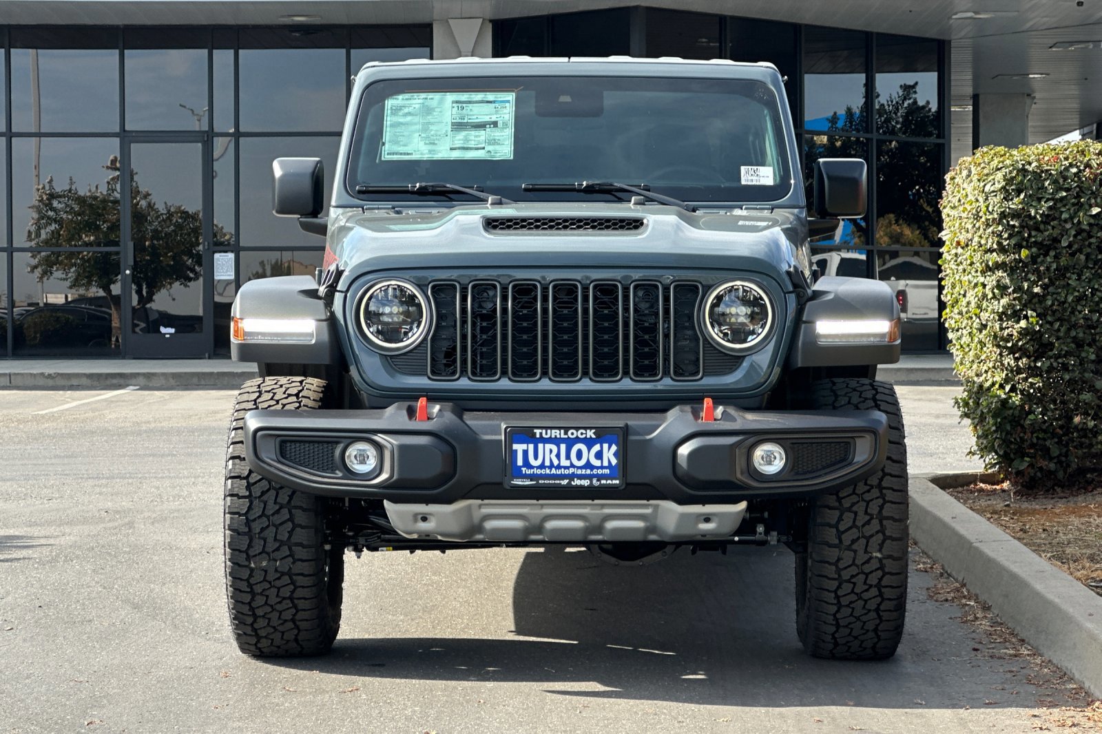 New 2025 Jeep Gladiator Mojave w/ Convenience Group image 9