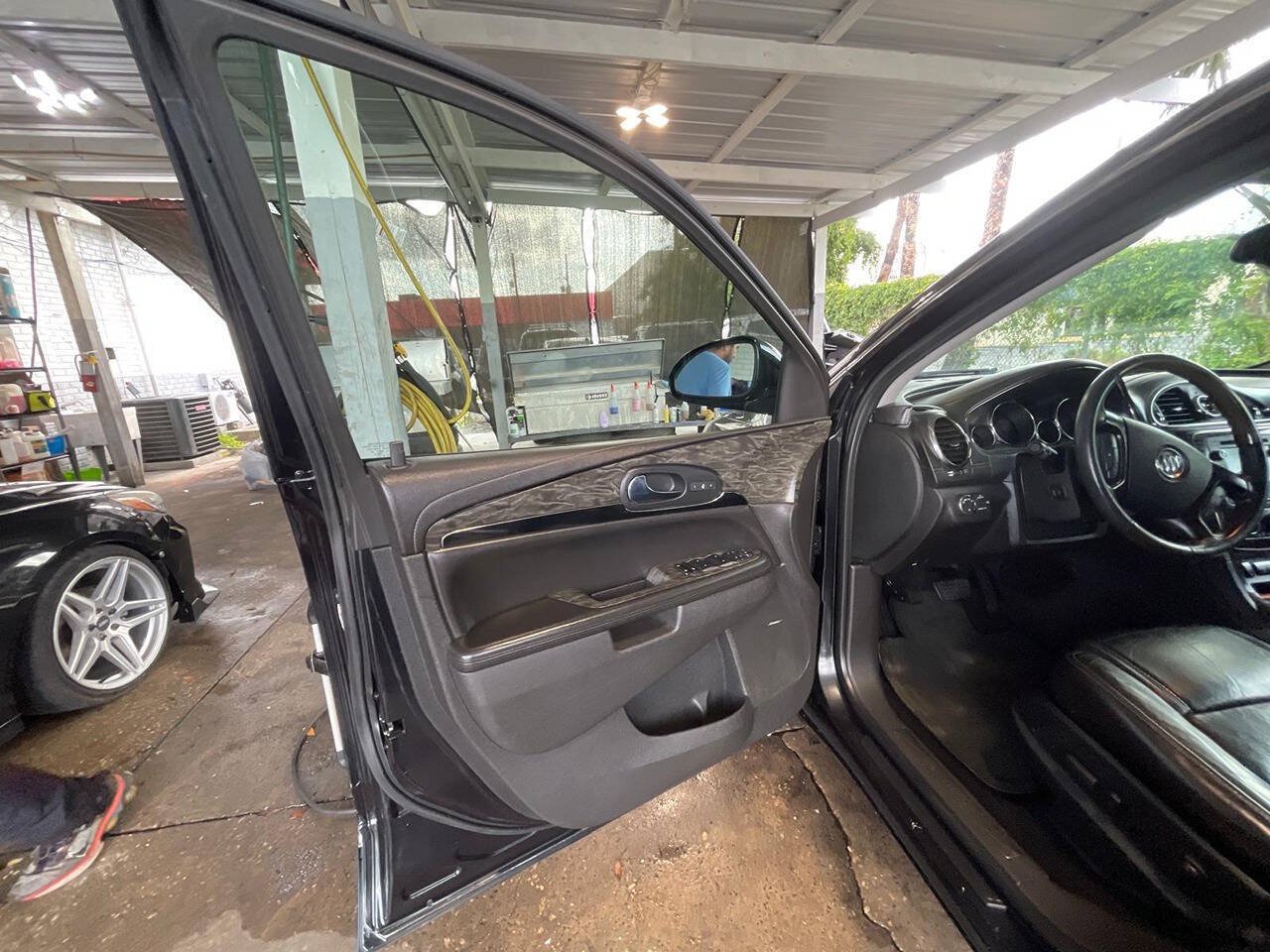 Used 2014 Buick Enclave Premium AWD/4WD image 14