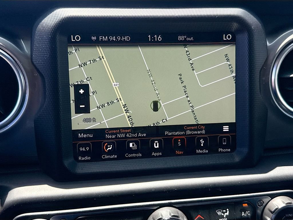 Used 2019 Jeep Wrangler Unlimited Sahara image 16