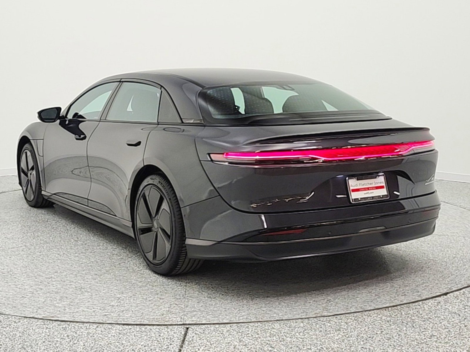 Used 2024 Lucid Air Touring AWD/4WD image 7