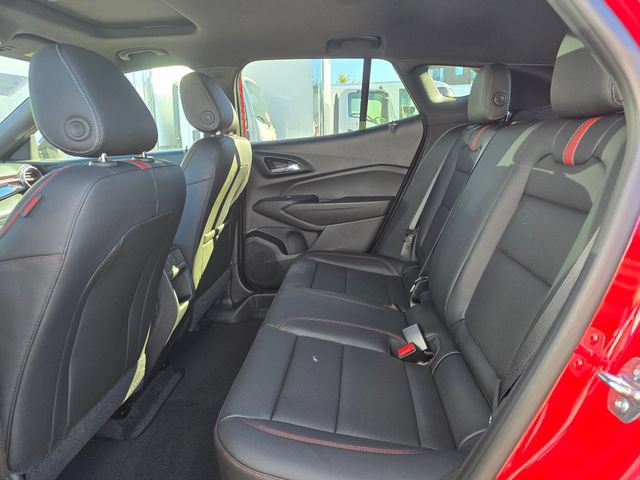 New 2026 Chevrolet Trax RS w/ Sunroof Package FWD image 16