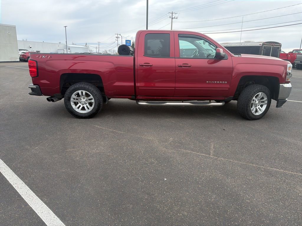 Used 2018 Chevrolet Silverado 1500 LT w/ All Star Edition image 8