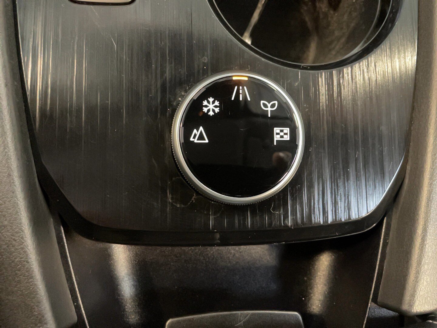 Used 2025 Nissan Rogue SV AWD/4WD image 20