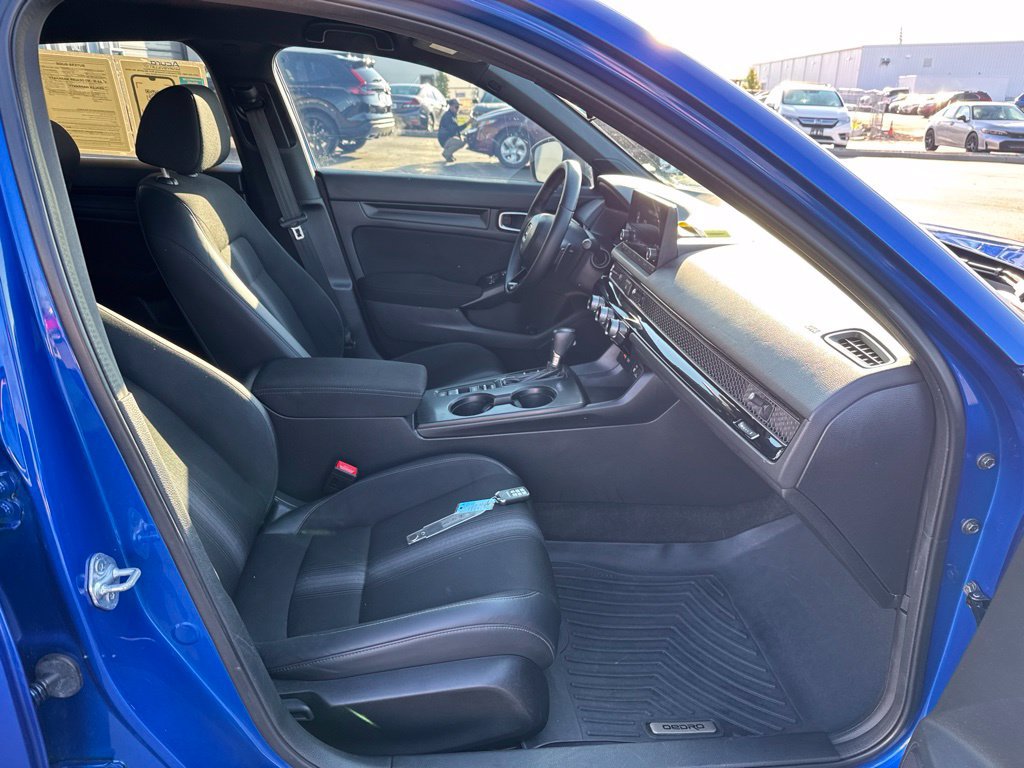 Used 2023 Honda Civic Sport image 39