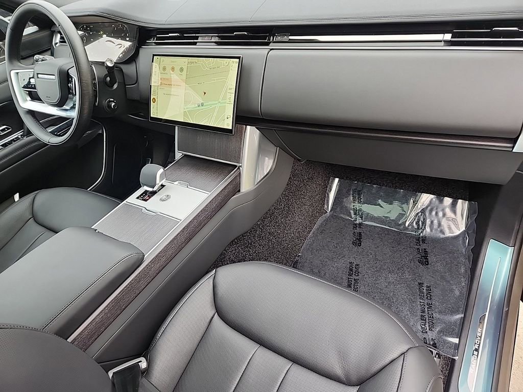 New 2025 Land Rover Range Rover SE AWD/4WD image 28
