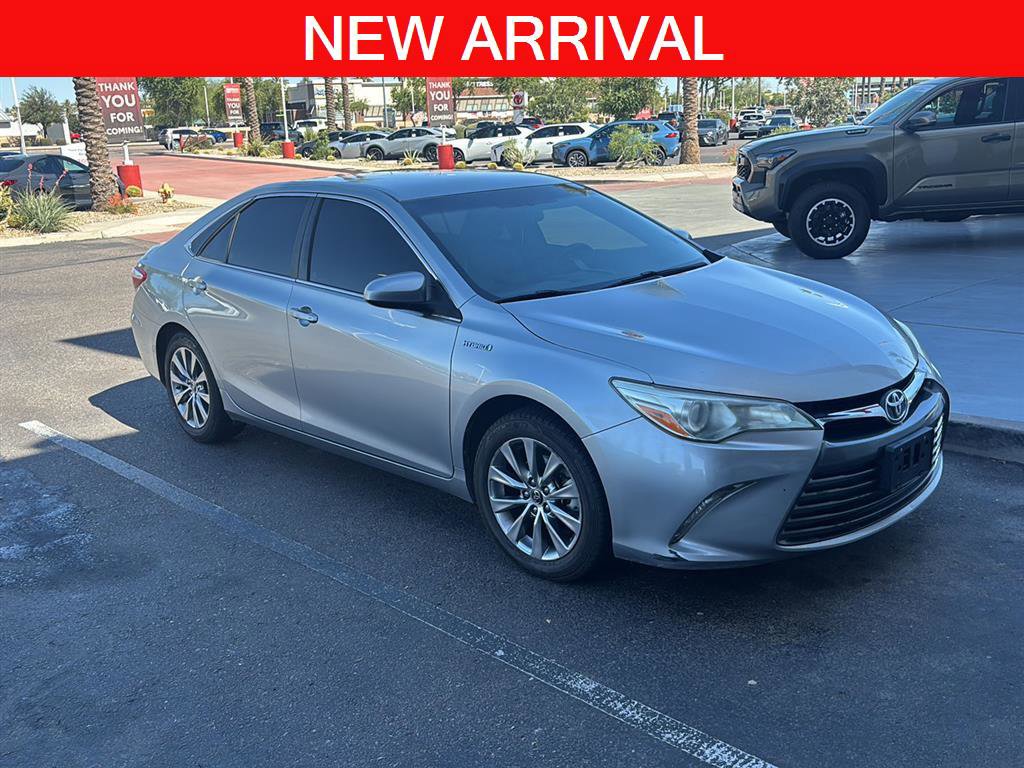 Used 2015 Toyota Camry XLE FWD image 1