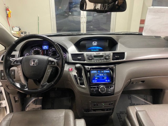 Used 2017 Honda Odyssey Touring Elite image 26