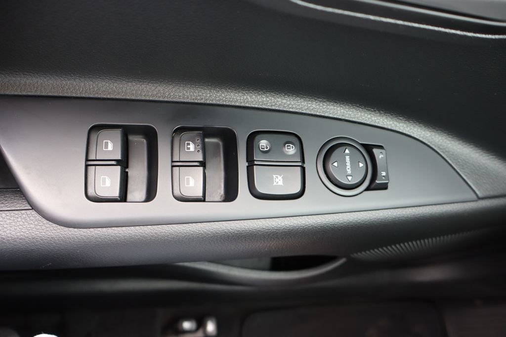 Used 2022 Kia Rio S FWD image 14