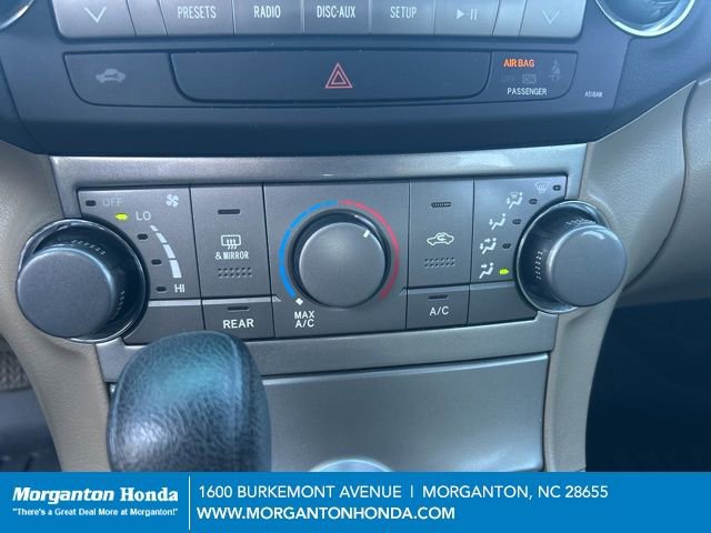 Used 2012 Toyota Highlander FWD w/ Tech Pkg image 23