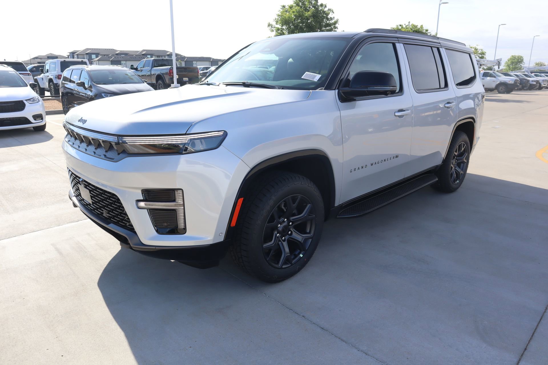 New 2026 Jeep Grand Wagoneer 4WD image 11