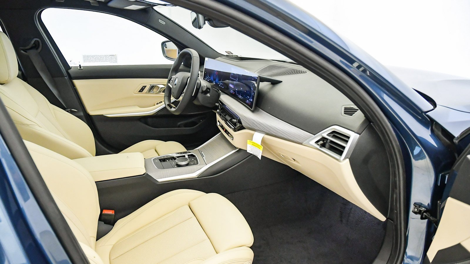 New 2026 BMW 330i Sedan w/ Premium Package image 17