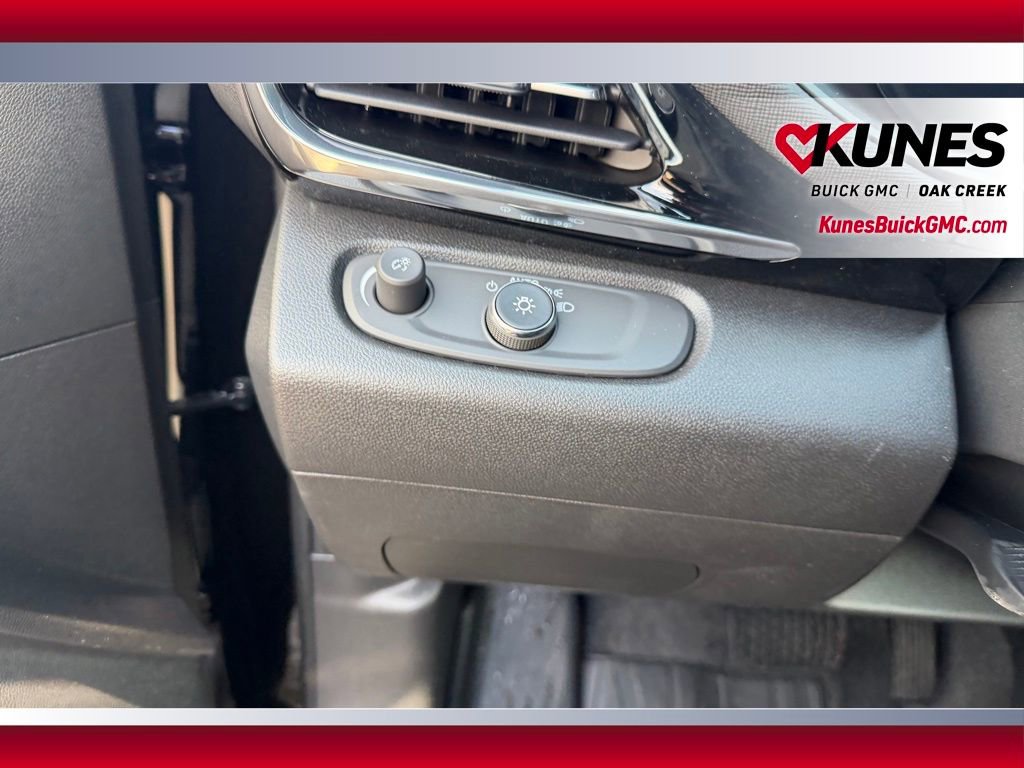 New 2026 Buick Envista Sport Touring w/ Convenience I Package FWD image 8