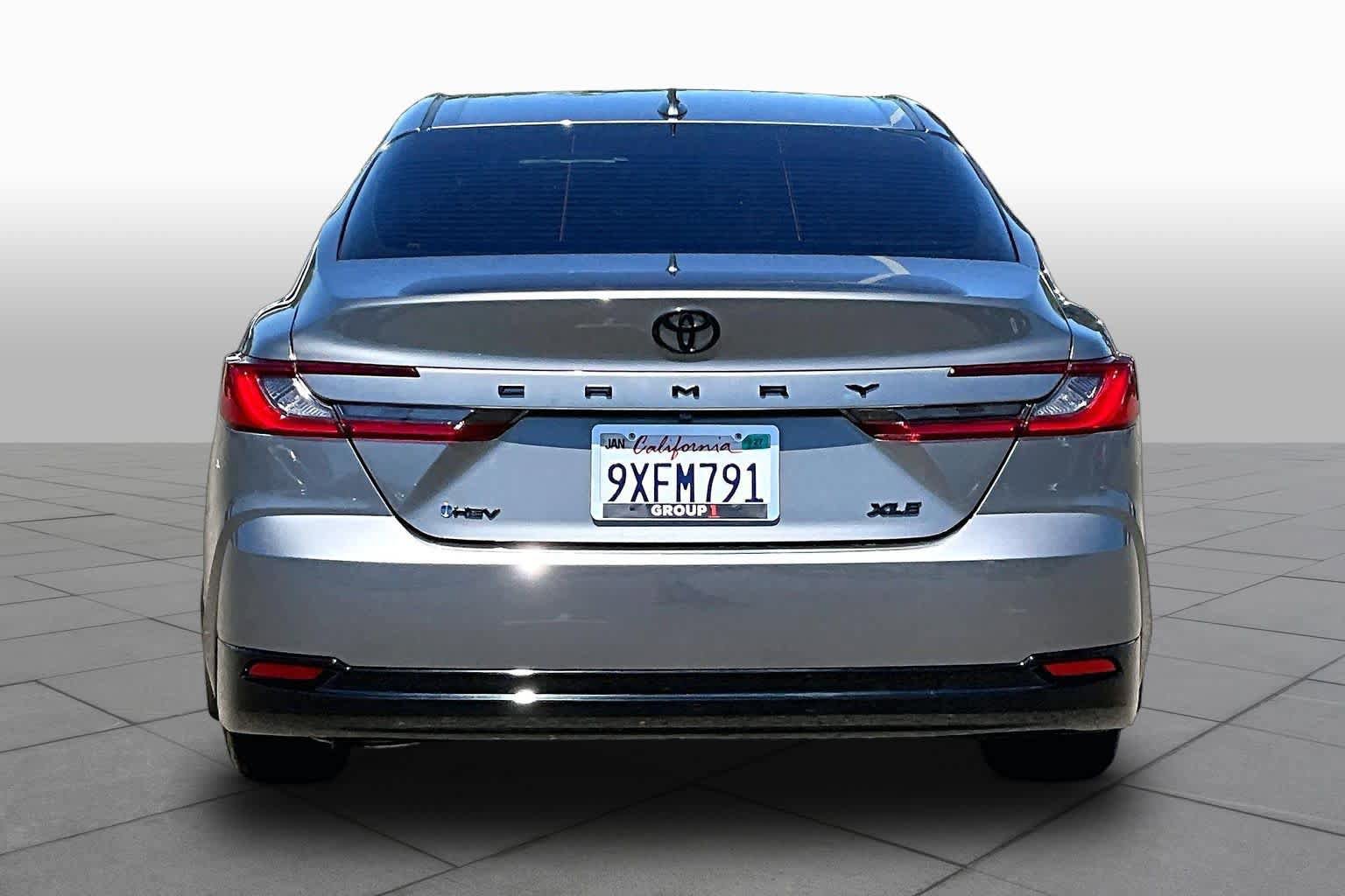 Used 2026 Toyota Camry XLE FWD image 4
