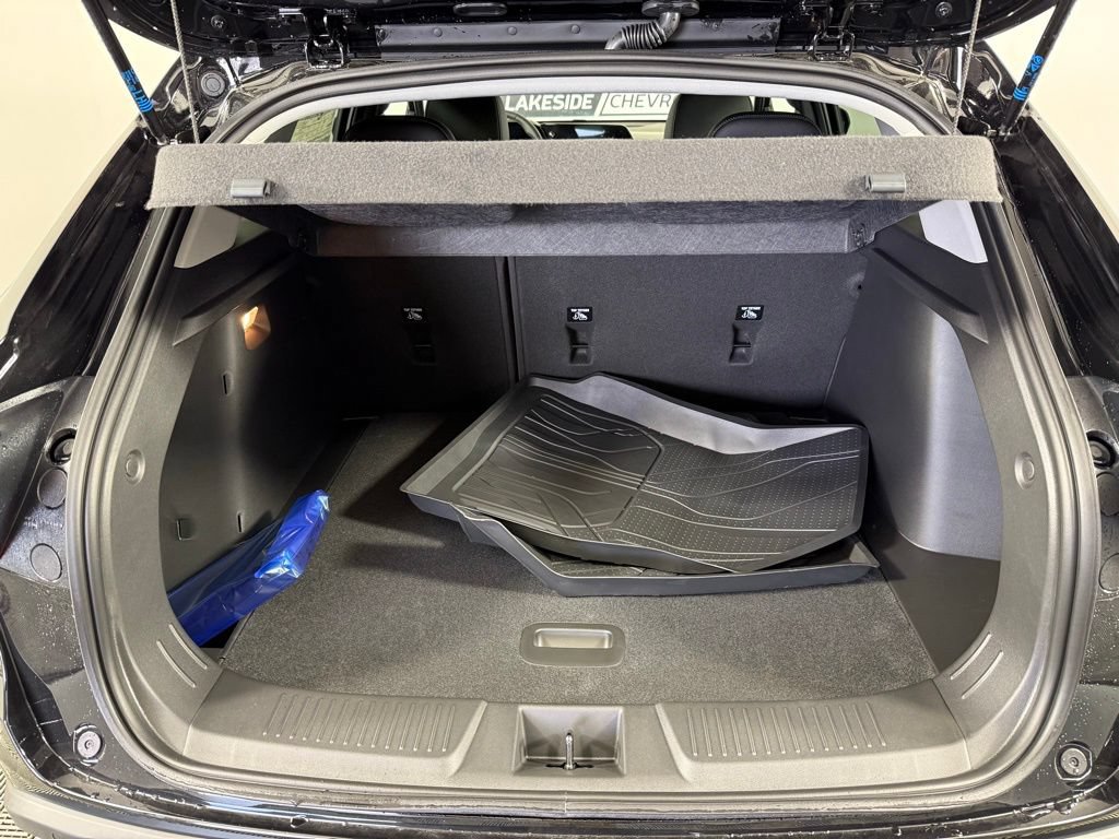 New 2026 Chevrolet Trax LT w/ Driver Confidence Package FWD image 11