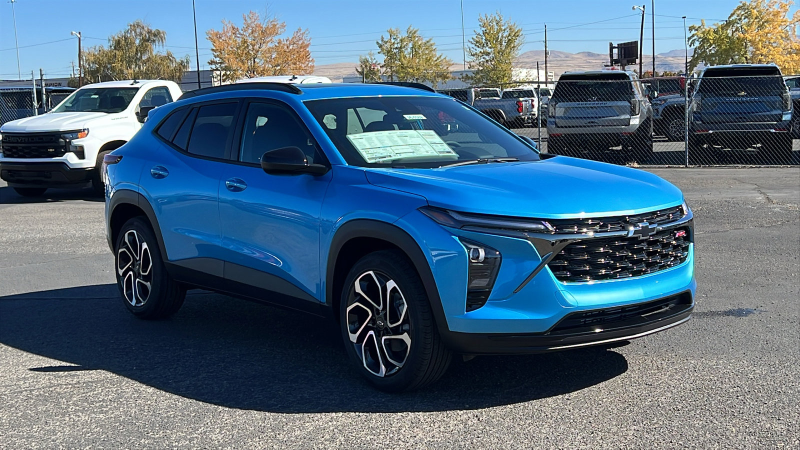 New 2026 Chevrolet Trax RS w/ Sunroof Package image 3