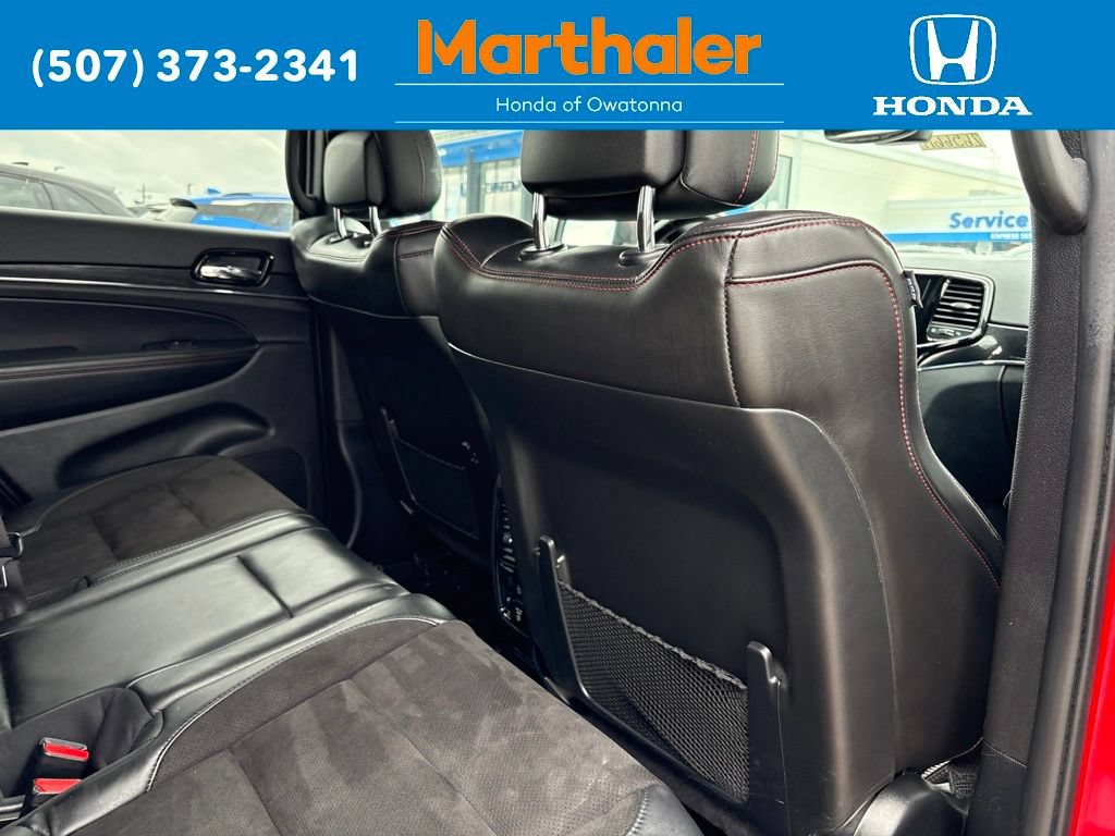 Used 2020 Jeep Grand Cherokee Trailhawk w/ Premium Lighting Group AWD/4WD image 18
