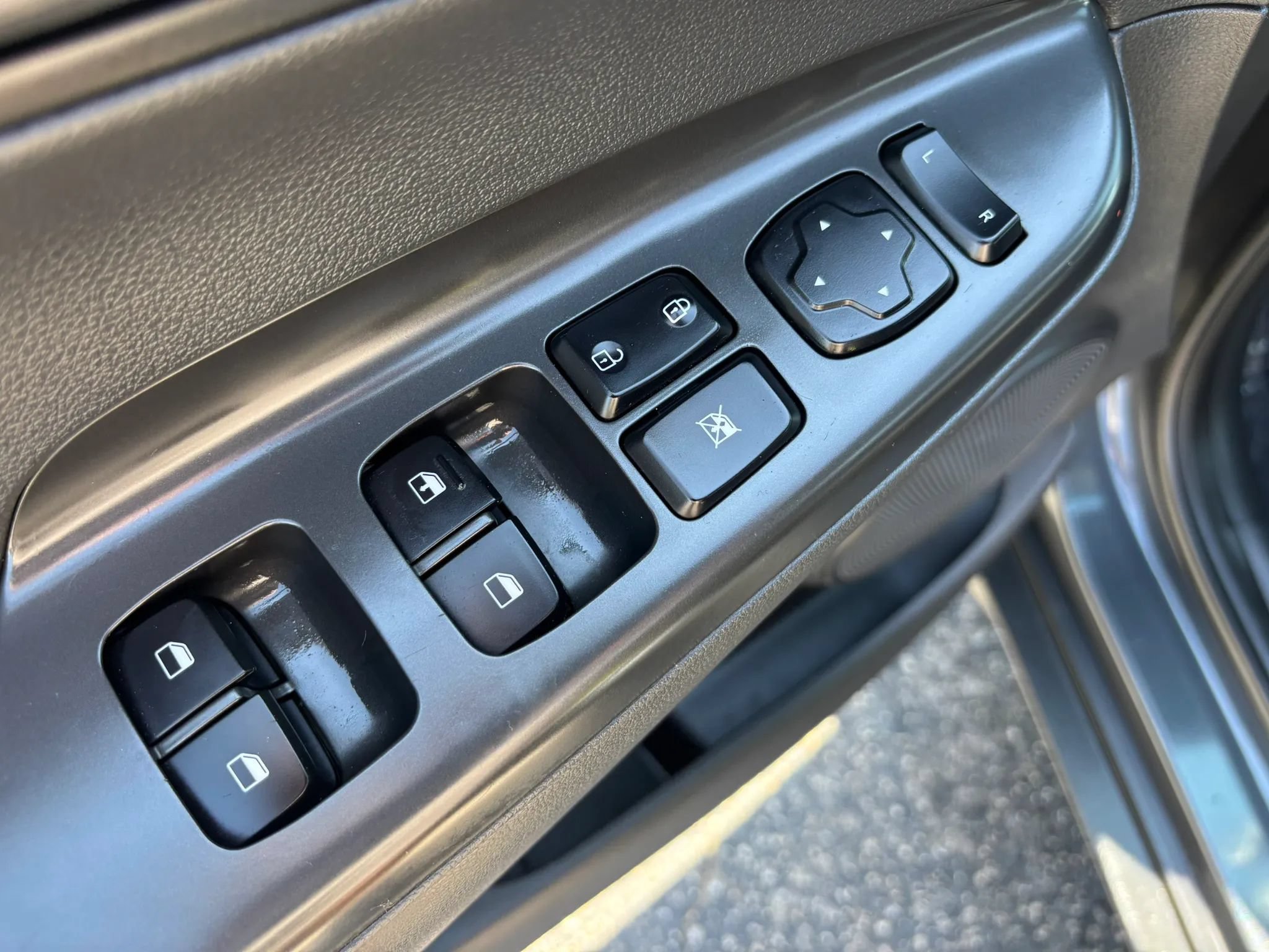Used 2021 Hyundai Kona SE AWD/4WD image 48
