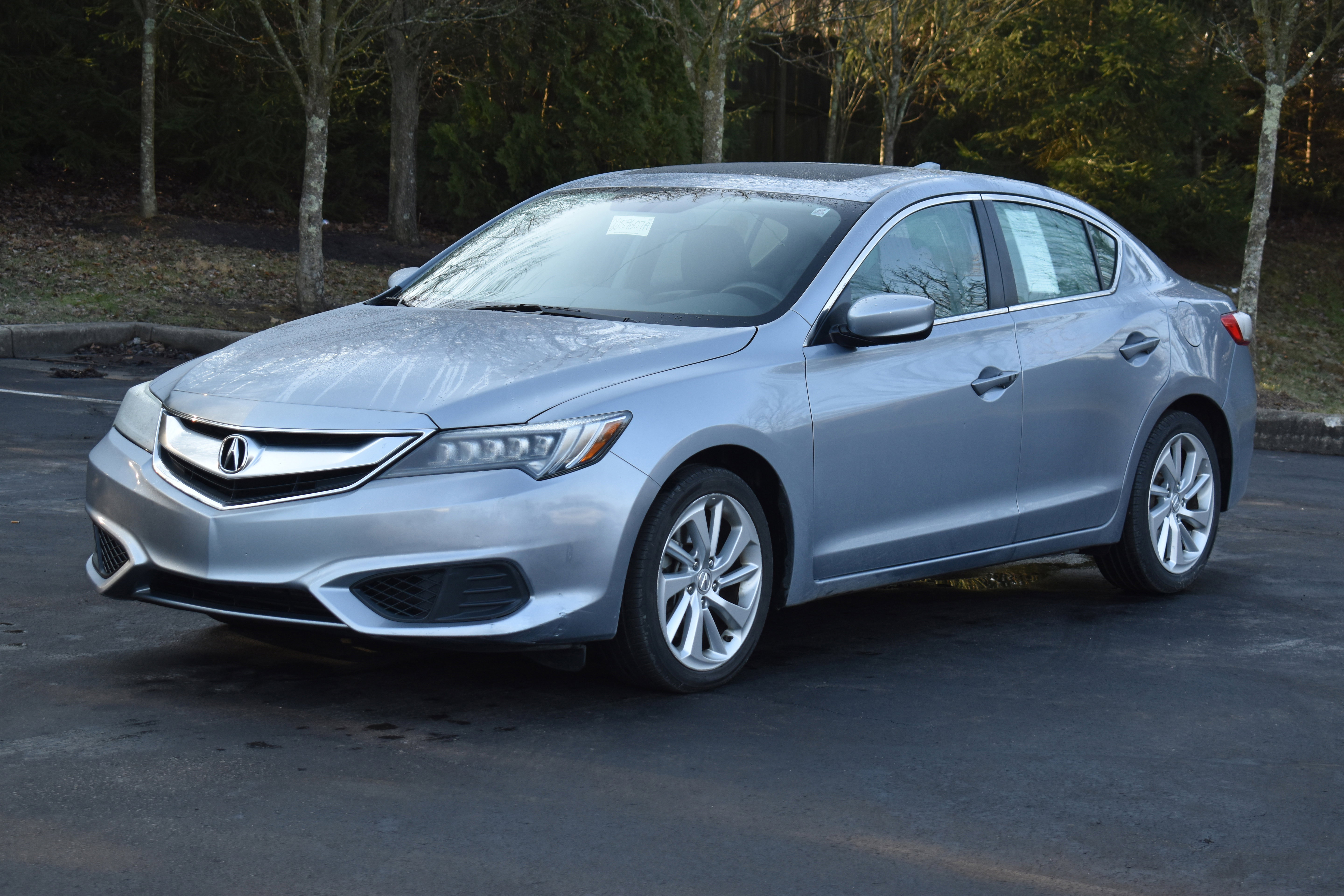 Used 2016 Acura ILX w/ Premium Package image 2