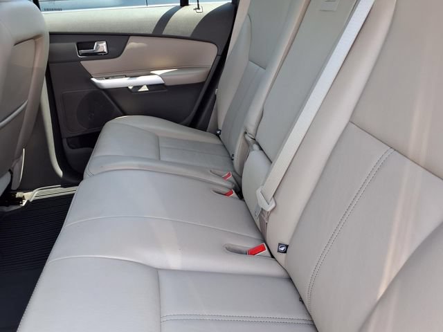 Used 2013 Ford Edge Limited w/ Driver Entry Pkg FWD image 7