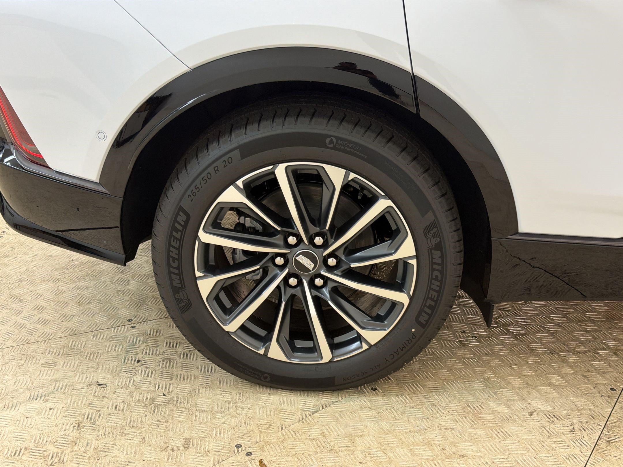 New 2026 Cadillac Lyriq Sport AWD/4WD image 12