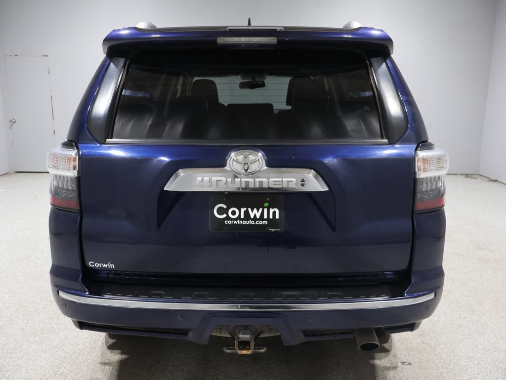 Used 2016 Toyota 4Runner Limited AWD/4WD image 3