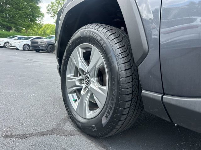 Used 2023 Toyota RAV4 XLE AWD/4WD image 13
