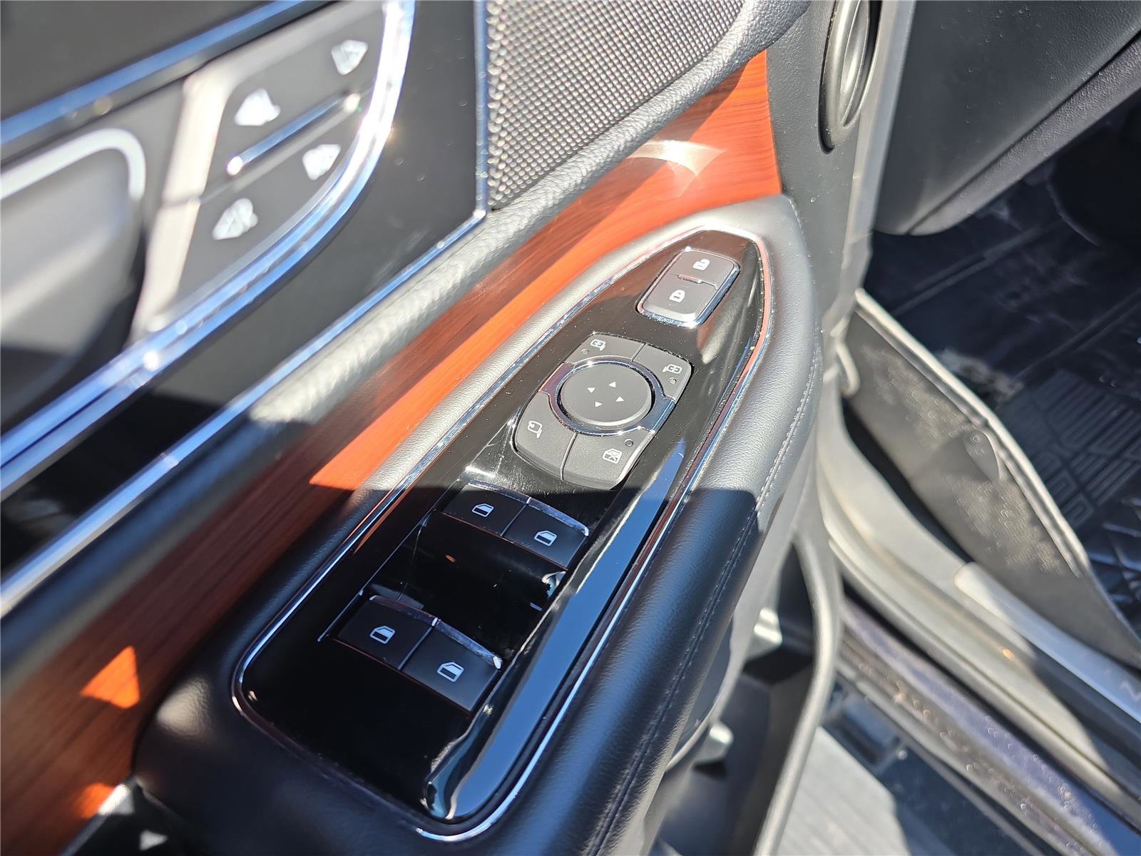 Used 2021 Lincoln Navigator L Reserve image 21