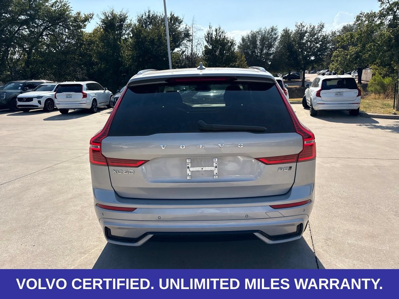 Certified 2025 Volvo XC60 B5 Plus AWD/4WD image 6
