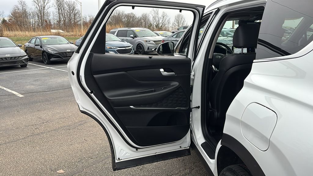 Used 2023 Hyundai Santa Fe SEL w/ Premium Package image 27
