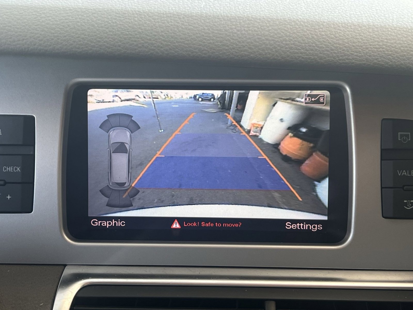 Used 2014 Audi Q7 3.0T Premium image 27