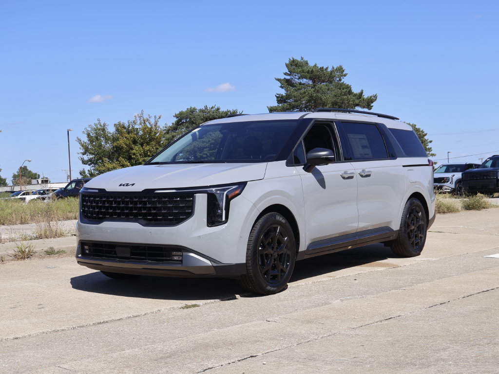 New 2027 Kia Carnival SX w/ Dark Edition Package FWD image 3