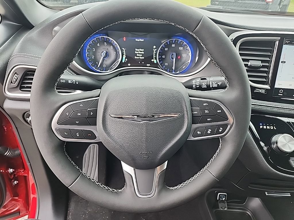 New 2026 Chrysler Pacifica Select image 25