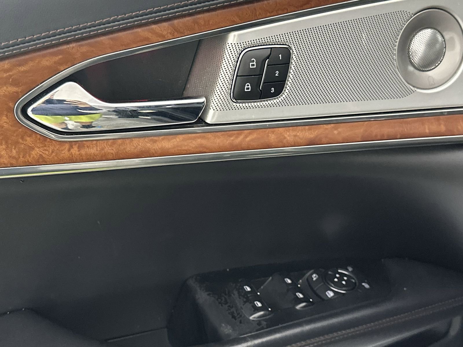 Used 2019 Lincoln Nautilus Black Label AWD/4WD image 13