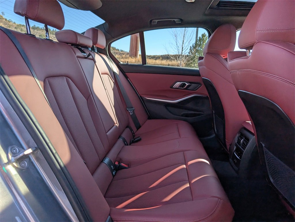 Used 2023 BMW 330i xDrive Sedan w/ Premium Package image 20