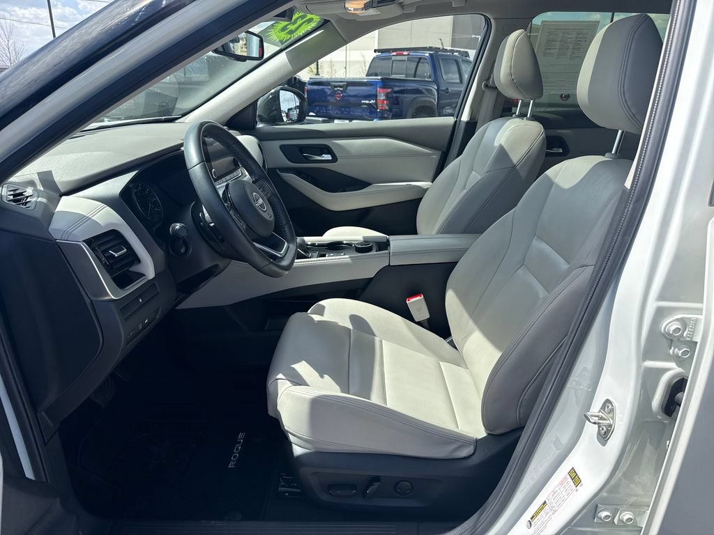 Used 2023 Nissan Rogue SL AWD/4WD image 23