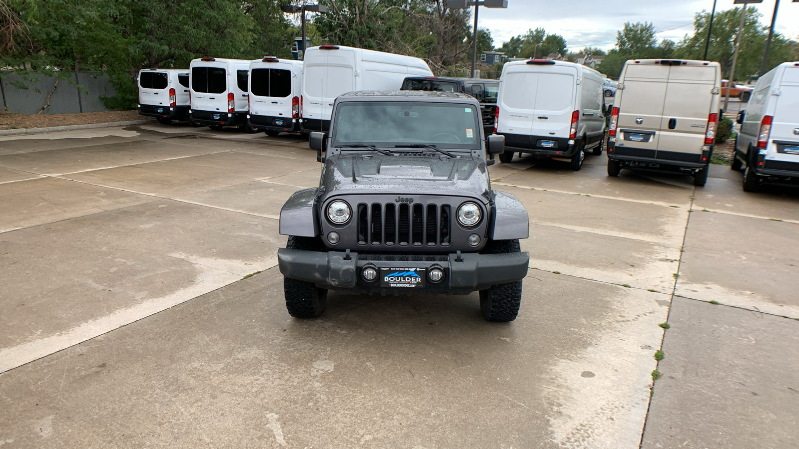 Used 2017 Jeep Wrangler Unlimited Sahara AWD/4WD image 7