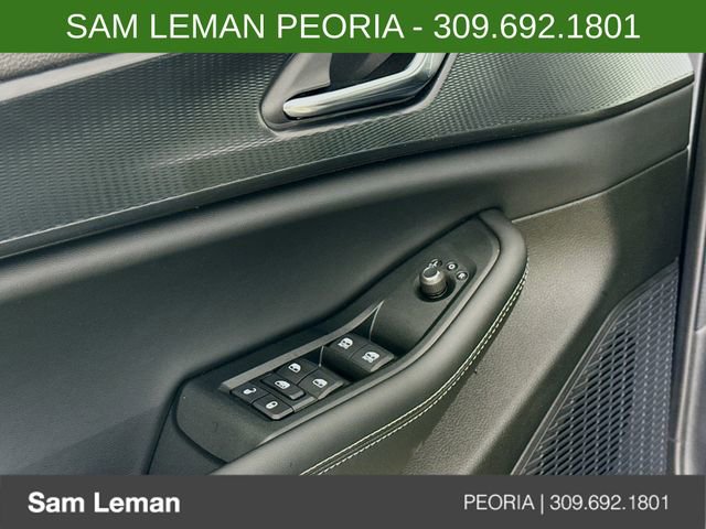 New 2025 Jeep Grand Cherokee L Altitude image 17