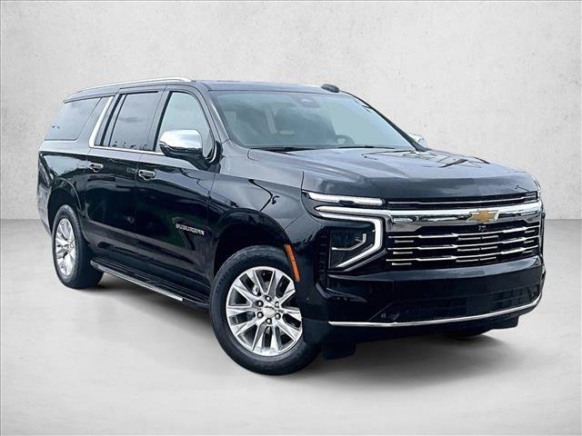 Used 2025 Chevrolet Suburban Premier RWD image 12