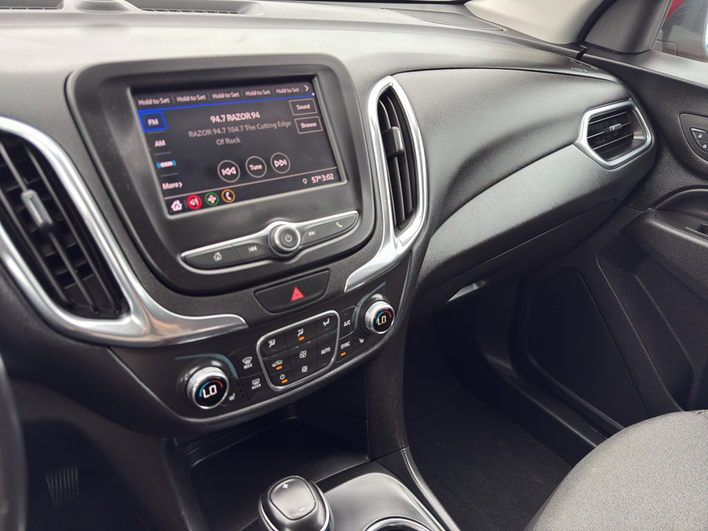 Used 2020 Chevrolet Equinox LT FWD image 21