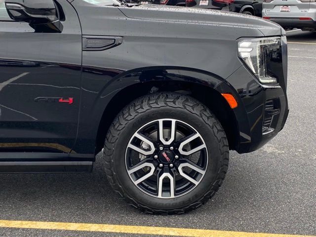 Used 2023 GMC Yukon XL AT4 w/ AT4 Premium Package image 9