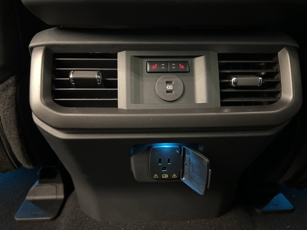 New 2025 Ford F150 Lariat w/ Equipment Group 502A High image 36