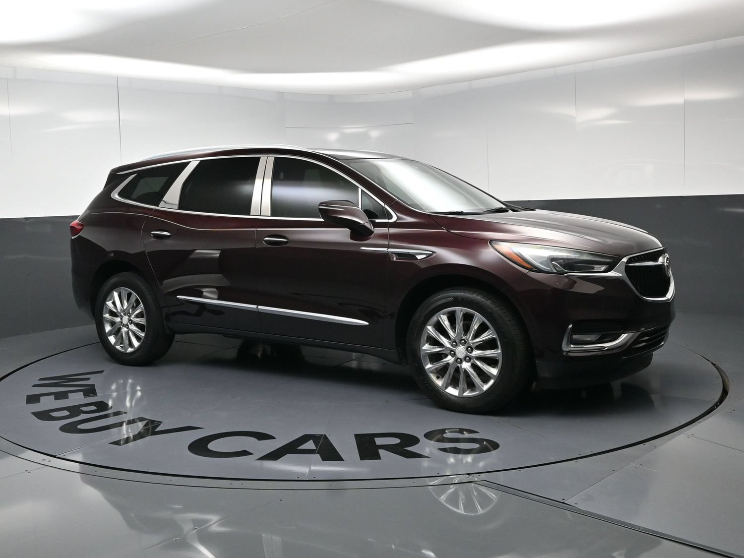 Used 2018 Buick Enclave Premium w/ Experience Buick Package FWD image 2