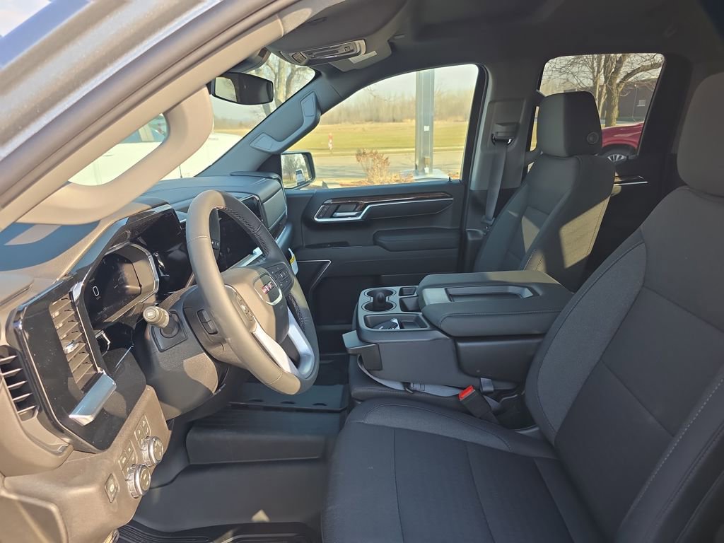 New 2026 GMC Sierra 1500 SLE image 11
