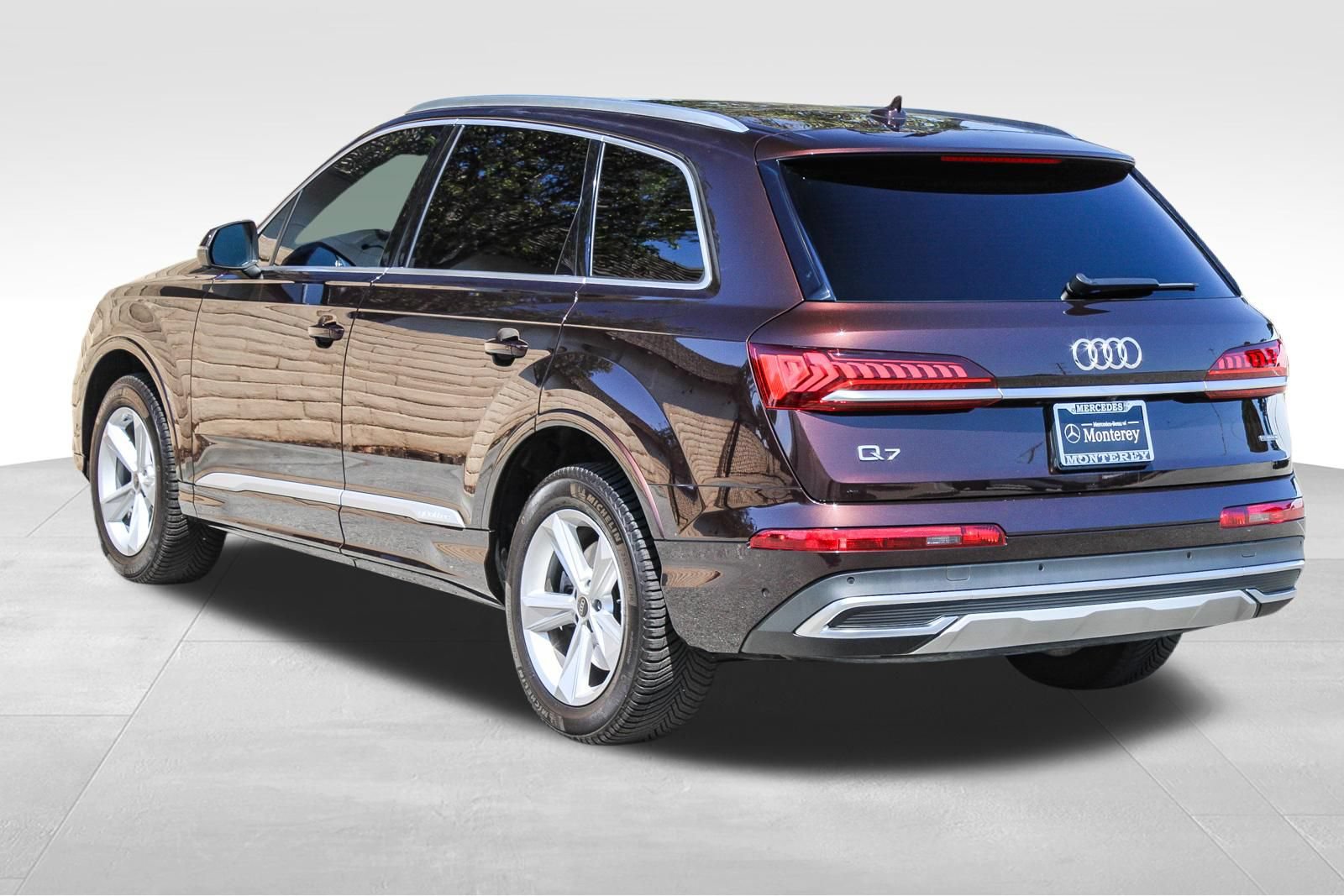 Used 2022 Audi Q7 2.0T Premium Plus w/ Premium Plus Package AWD/4WD image 7