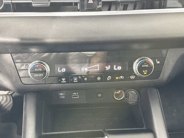 Used 2023 Mitsubishi Outlander SE AWD/4WD image 15